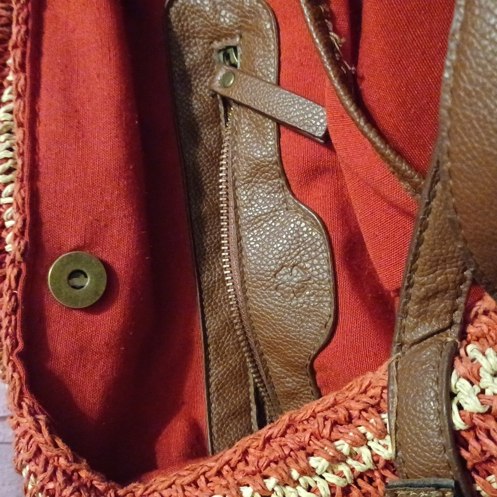Lucky Brand Pre-loved Hobo Bag - Picture 5 of 7